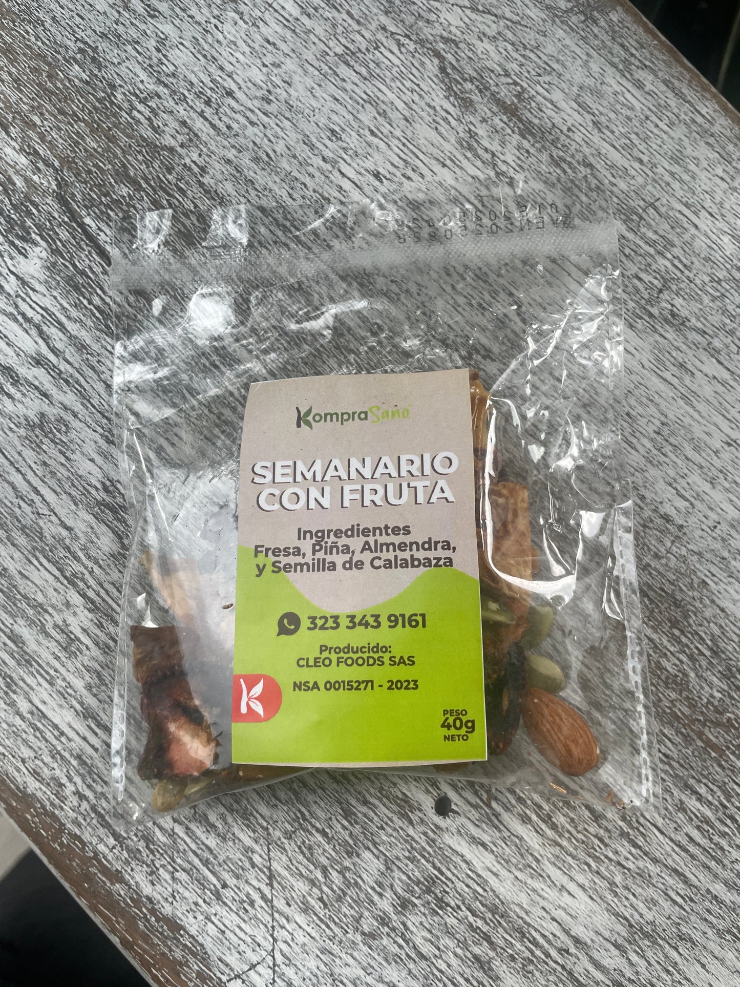 Semanario de frutas deshidratadas