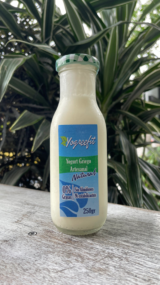 Yogurt griego de vaca artesanal