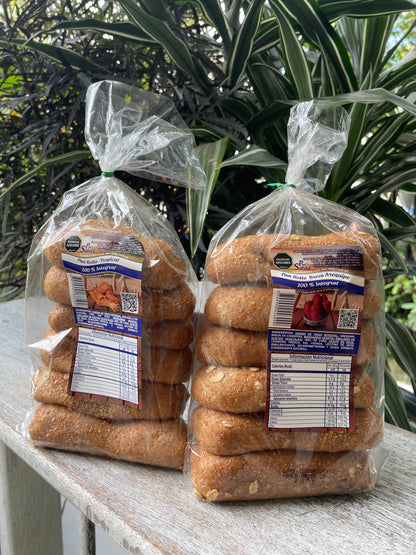 Rollo de pan integral relleno